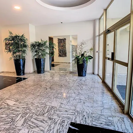 1 Bedroom Velasquez, 5 Mins From Croisette 244 Riviera דירה